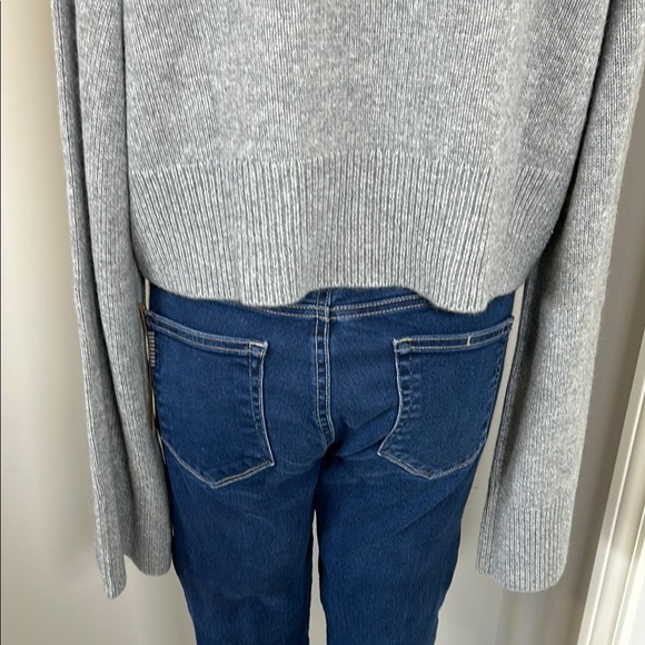 Reformation Cashmere Garrett Cropped Gray Turtleneck Sweater Sz XL NEW - Picture 9 of 16